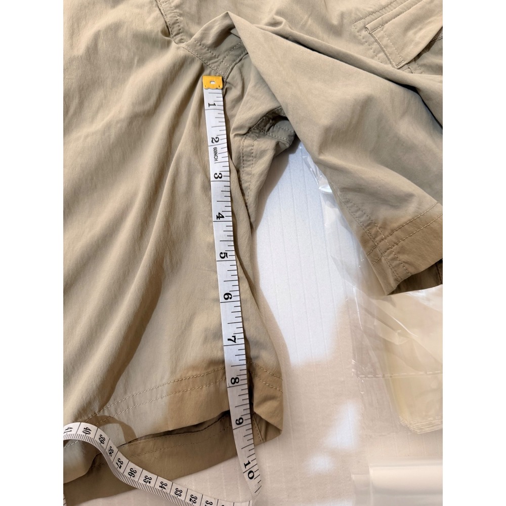 REI Co-op Sahara Cargo Shorts Womens 8 Tan Relaxed Fit Hiking Outdoor Utility - Picture 11 of 12